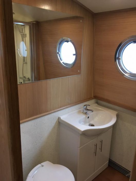 Brayzel Narrowboats